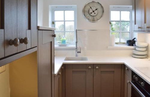 Marazion House | Beach Comber Cottage