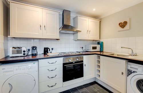 Hastings Apartment | Beach Comber