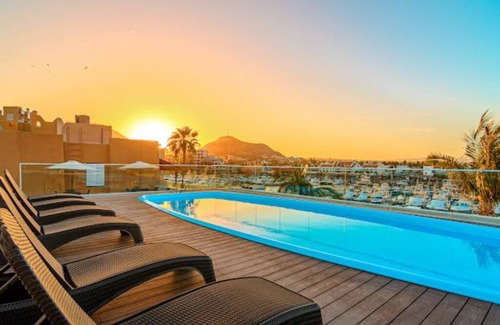 Centro Apartment | Beach Condo on the Marina, Fully Renovated