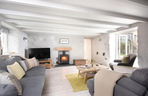 St. Agnes House | Beach Cottage