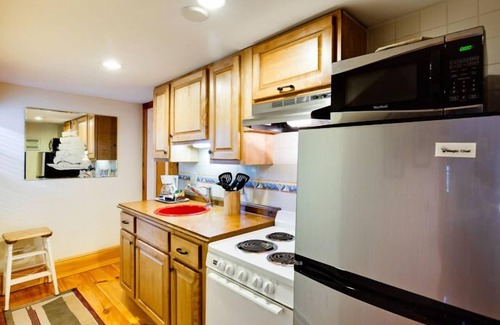 Lincolnville Hotel | Beach Cottage Inn