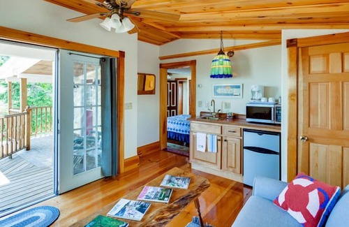 Lincolnville Hotel | Beach Cottage Inn