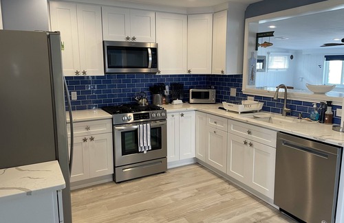 Manasquan Cottage | Beach cottage on a lagoon