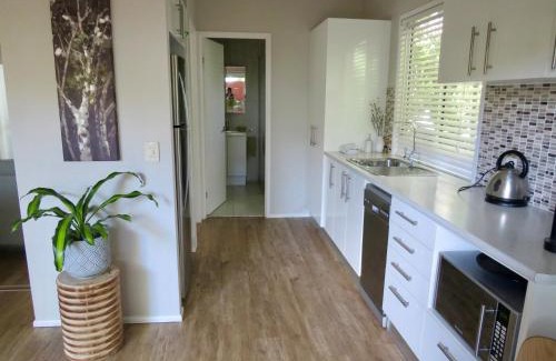 Coolum Beach House | Beach Cottage on Cassia Avenue, Central Coolum Beach