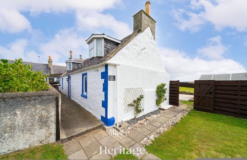 Lossiemouth House | Beach Cottage Pet Child Friendly Stay in Moray