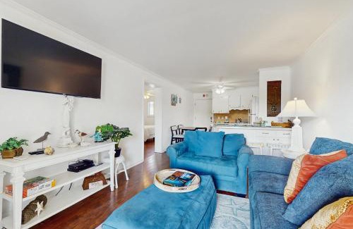 Cherry Grove Beach Apartment | Beach Cottages at OD - 11B