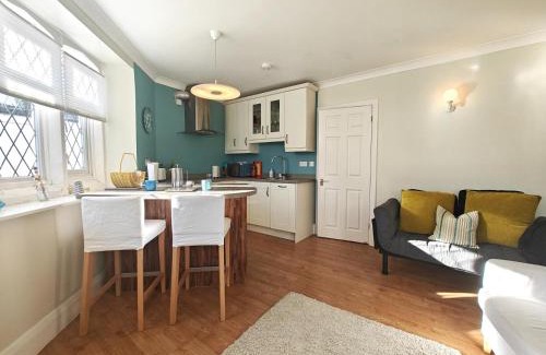 Beer House | Beach Court