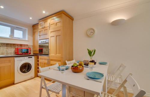 Broadstairs Apartment | Beach Court
