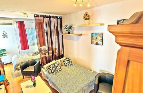 Valdelagrana Apartment | Beachfront 3-BR apartment with sea view and pool view balconies, swimming pools