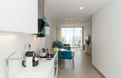 Playa del Aguila Cottage | Beachfront Apartment Playa del Aguila