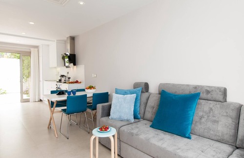 Playa del Aguila Cottage | Beachfront Apartment Playa del Aguila