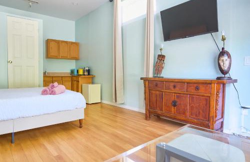 Central Malibu Apartment | Beach Escape - Malibu 2BR In Woods