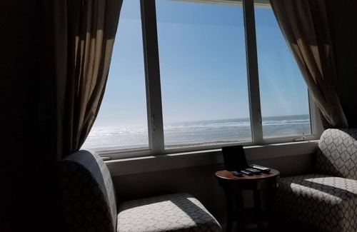 Bayshore House | Beach Escape - Waldport