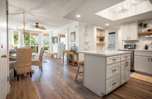 Kihei Apartment | Beach Escape Walk to Beach, Shops and Dining with Pool and Hot Tub