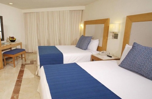 Cozumel Hotel | Beach-front Studio with Balcony for Weekend Getaway