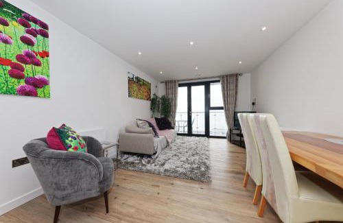Ramsgate Apartment | Beach Front 2Bed Sea View & Parking