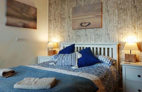 Tywyn House | Beach Front Apartment in Tywyn