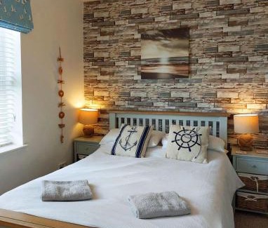 Tywyn House | Beach Front Apartment in Tywyn