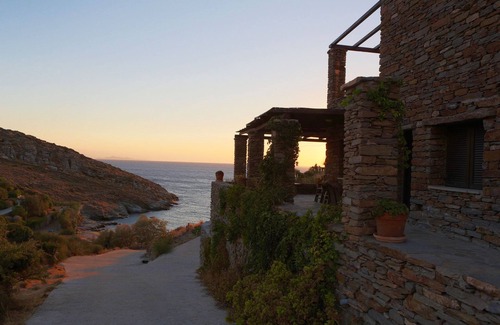Pisses Apartment | Beach Front Apartment - Secluded Private Area but not far from Athens!