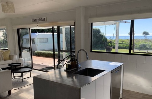 Whiritoa House | Beach front Bach