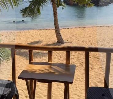 Puraran Ski Chalet | Beach Front Cabana 2, Puraran Surf Resort
