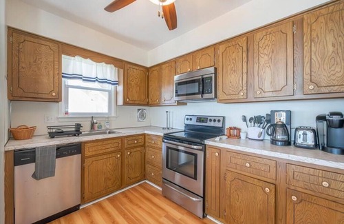 Dennisville House | Beach Front Getaway- Unbeatable Location!