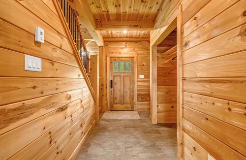 Black Point House | Beach Front Oasis - Custom-built Timber Frame Home on Cleveland Beach 12 guests