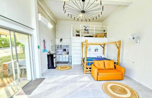 Wichit Apartment | Beach Front Queen's Castle - Kid friendly, Holiday like Royalty
