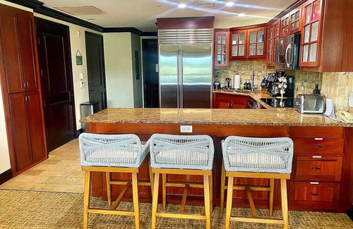 Wailua Resort | BEACH FRONT RESORT/SPA LARGE LUXURY GRAND SUITE! 2BED/3BATH/3BALCONY