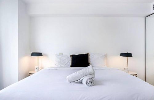 Bondi Beach Apartment | Beach Front Urban 2 Bedrooms