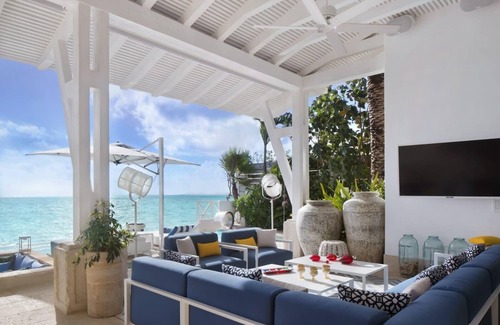 Puerto Juarez Villa | Beach Front Villa with Spectacular Ocean View