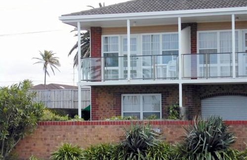 Victor Harbor House | Beach Front with Amazing Ocean Views