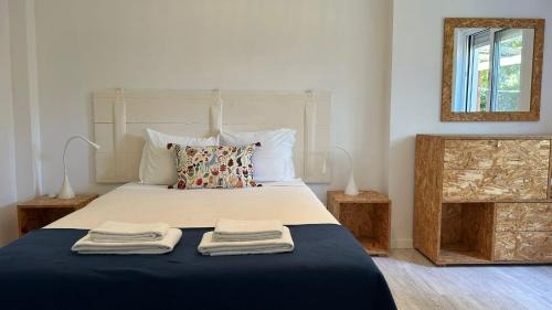 Carcavelos Apartment | Beach & Garden in Carcavelos