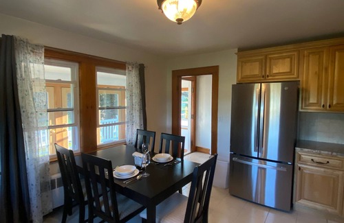 Gloucester House | Beach Gem overlooking Stage Fort Park, Tablet Rock & Cressy's Beach!n