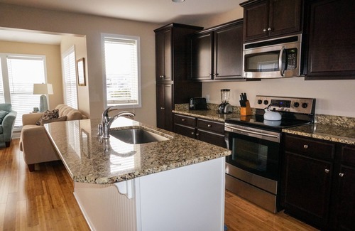 Sneads Ferry House | ♥Beach Getaway|Family Fun|Endless Breezes| Bikes|♥
