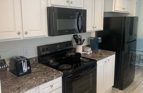 Cape Carteret House | Beach Getaway
