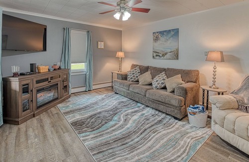 Luna Pier House | Beach Goer's Paradise