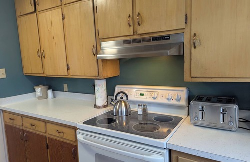 Sturgeon Bay Cottage | Beach Harbor Resort - Beach House Cottage