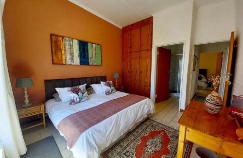 Britannia Bay House | Beach Haven Cottage