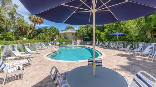 Whitney Beach Apartment | Beach Haven