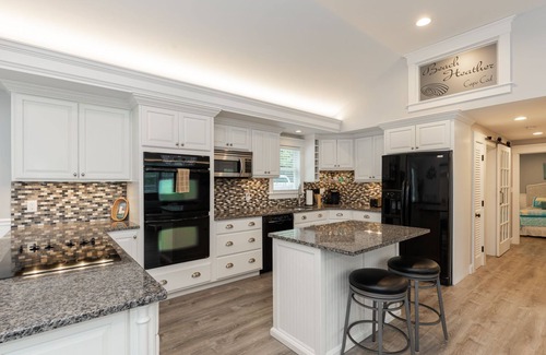 East Harwich House | Beach Heather- Relax, Renew & Enjoy! Adj to Bike Path, 1 Mile to Beach
