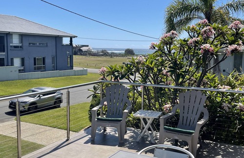 Caves Beach House | Beach House@Caves Beach