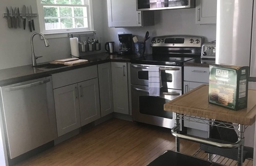 East Quogue House | Beach House comfortable, clean and close to beaches,wineries,jitney