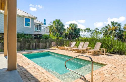 Indian Pass House | Beach House - Deepwater Dream by Panhandle Getaways
