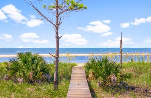 Indian Pass House | Beach House - Deepwater Dream by Panhandle Getaways