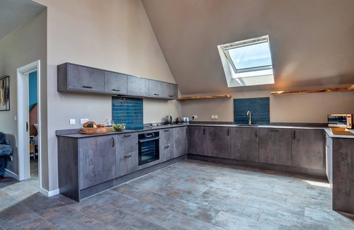 Newquay Ski Chalet | Beach House