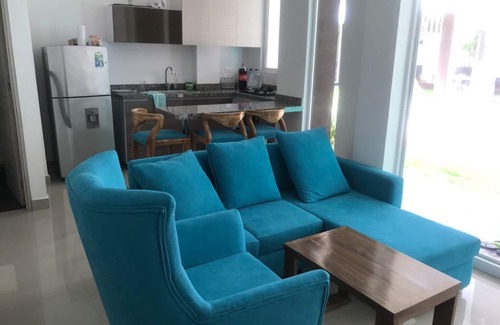 Sucre House | Beach House in Condominium facing the sea