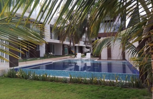 Sucre House | Beach House in Condominium facing the sea