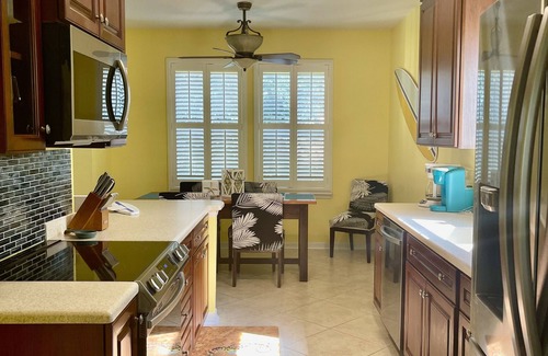 Vilano Beach House | Beach House in Vilano Beach, St. Augustine - 1 Minute Walk to Beach!