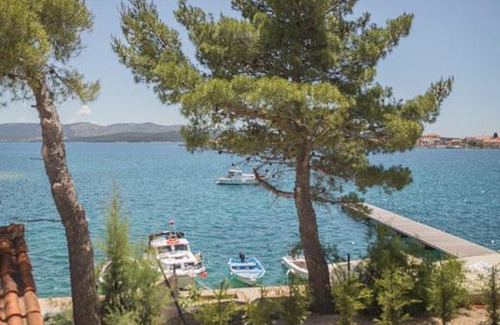 Brodarica Villa | Beach house Ribica